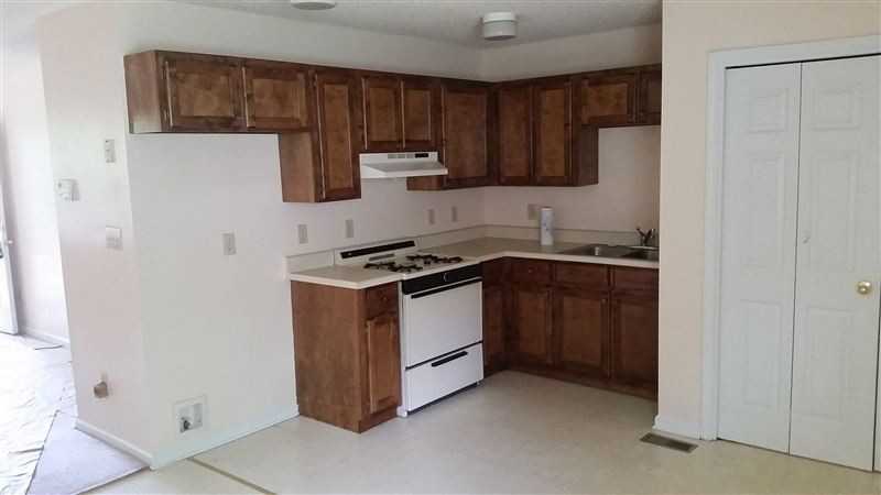 3609 Brenda Ave SW - Photo 3 of 11