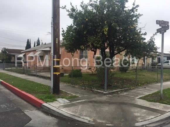 3928 E 53rd St - Photo 2 of 19