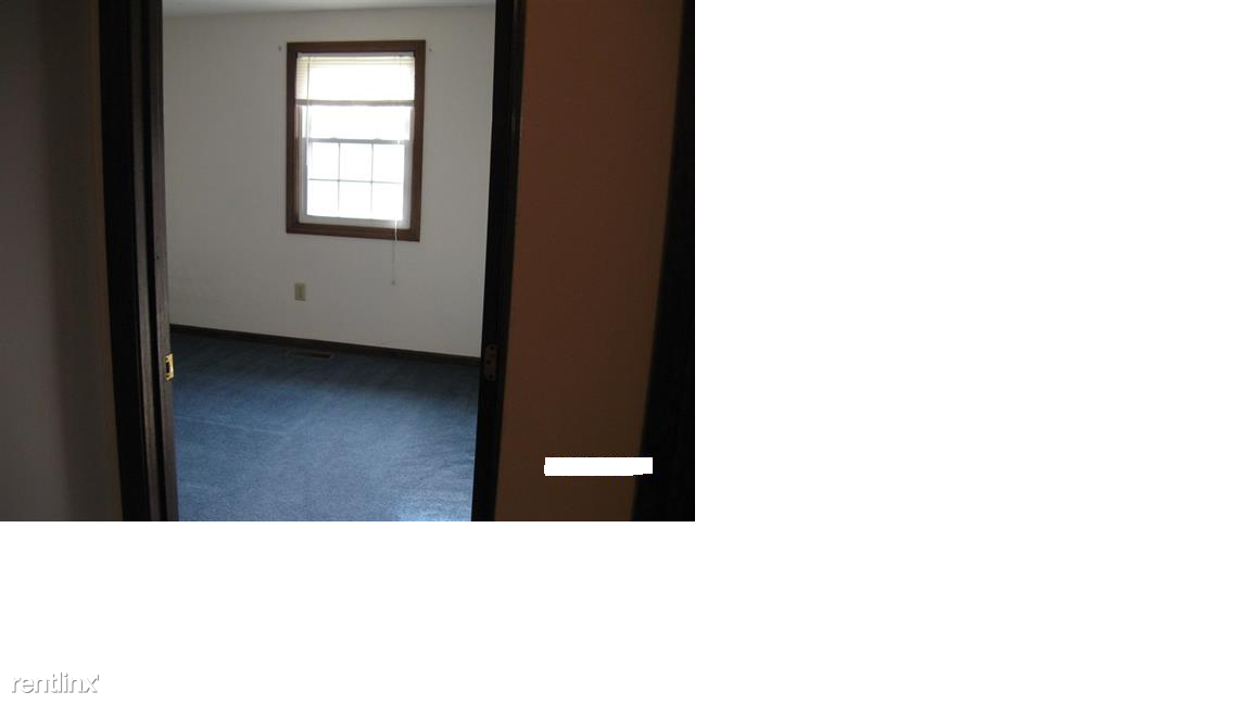 501 Elmwood Dr - Photo 3 of 8