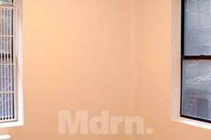 Broadway & W 97th St #1