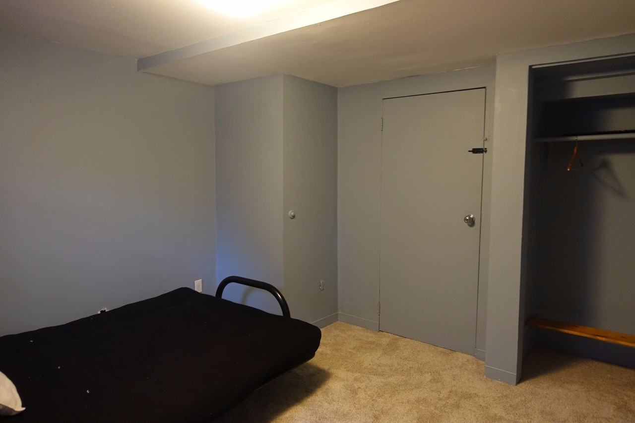 44 Hobart St #B - Photo 3 of 4