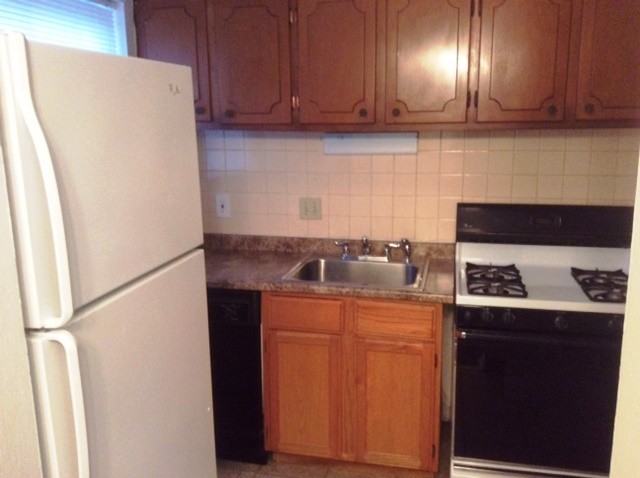 6917 Colonial Woods Dr #9 - Photo 3 of 11