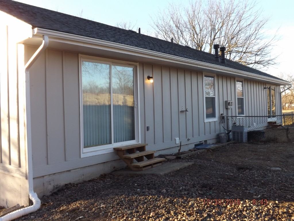 9714 E 35th Terrace S - Photo 2 of 8