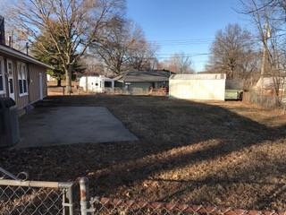 400 Allen St - Photo 2 of 16