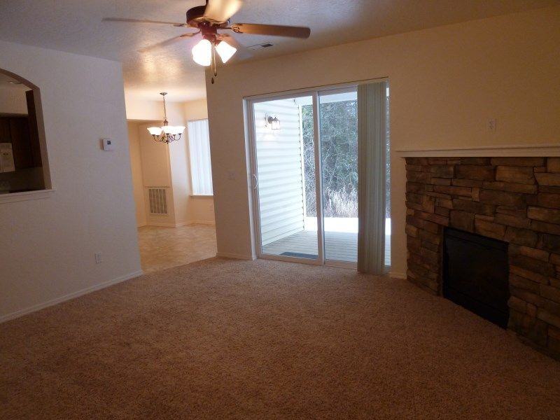 312-207 Larkspur St - Photo 3 of 11