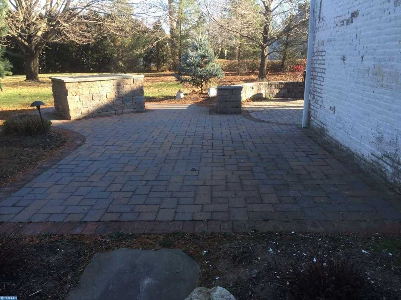 3654 Pricetown Rd - Photo 3 of 11