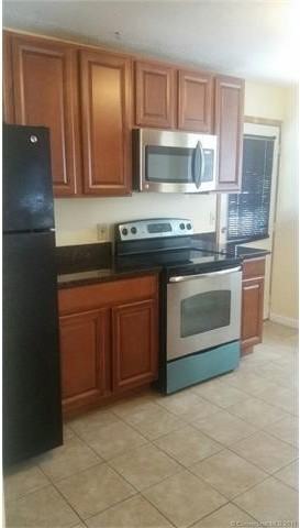 10 Roberts Ct - Photo 3 of 27