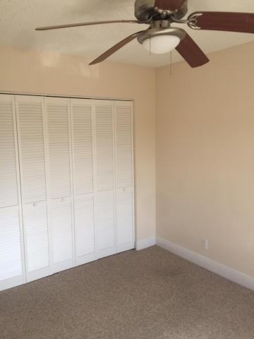1477 Lake Crystal Dr - Photo 3 of 7