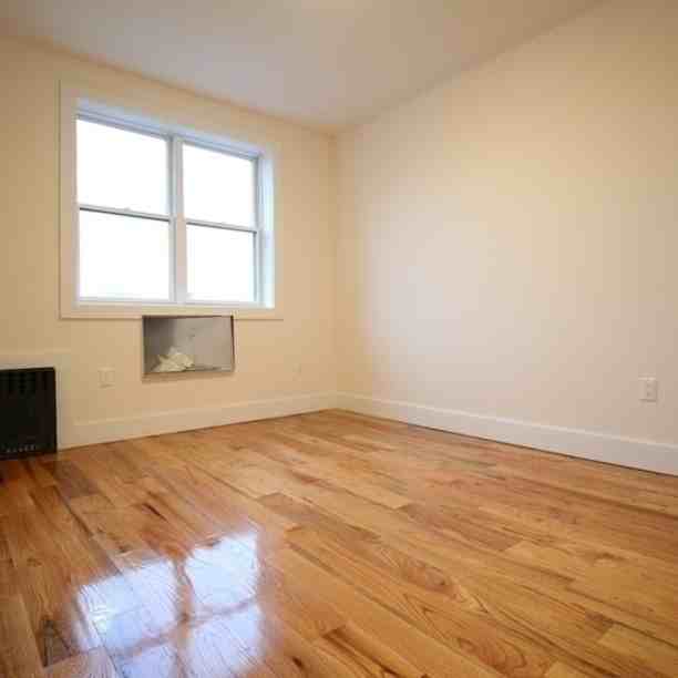 Varet Street #1B - Photo 2 of 14