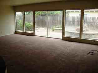 1104 Oak Ave - Photo 3 of 12