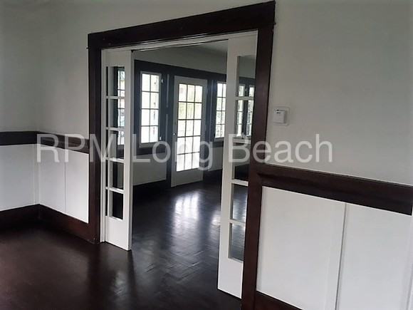 2322 Lemon Ave - Photo 2 of 20