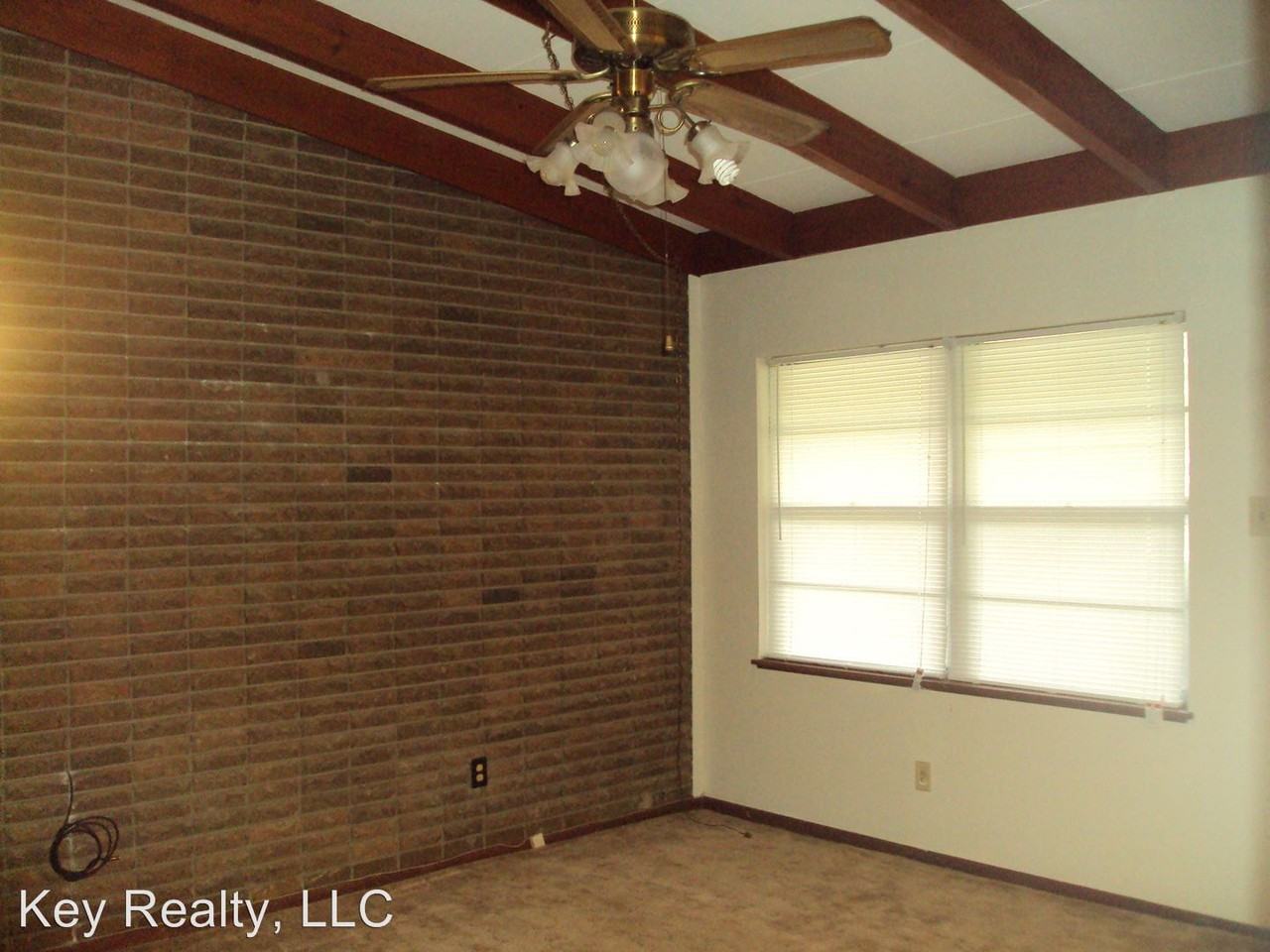 1803 Roscommon Dr - Photo 2 of 3