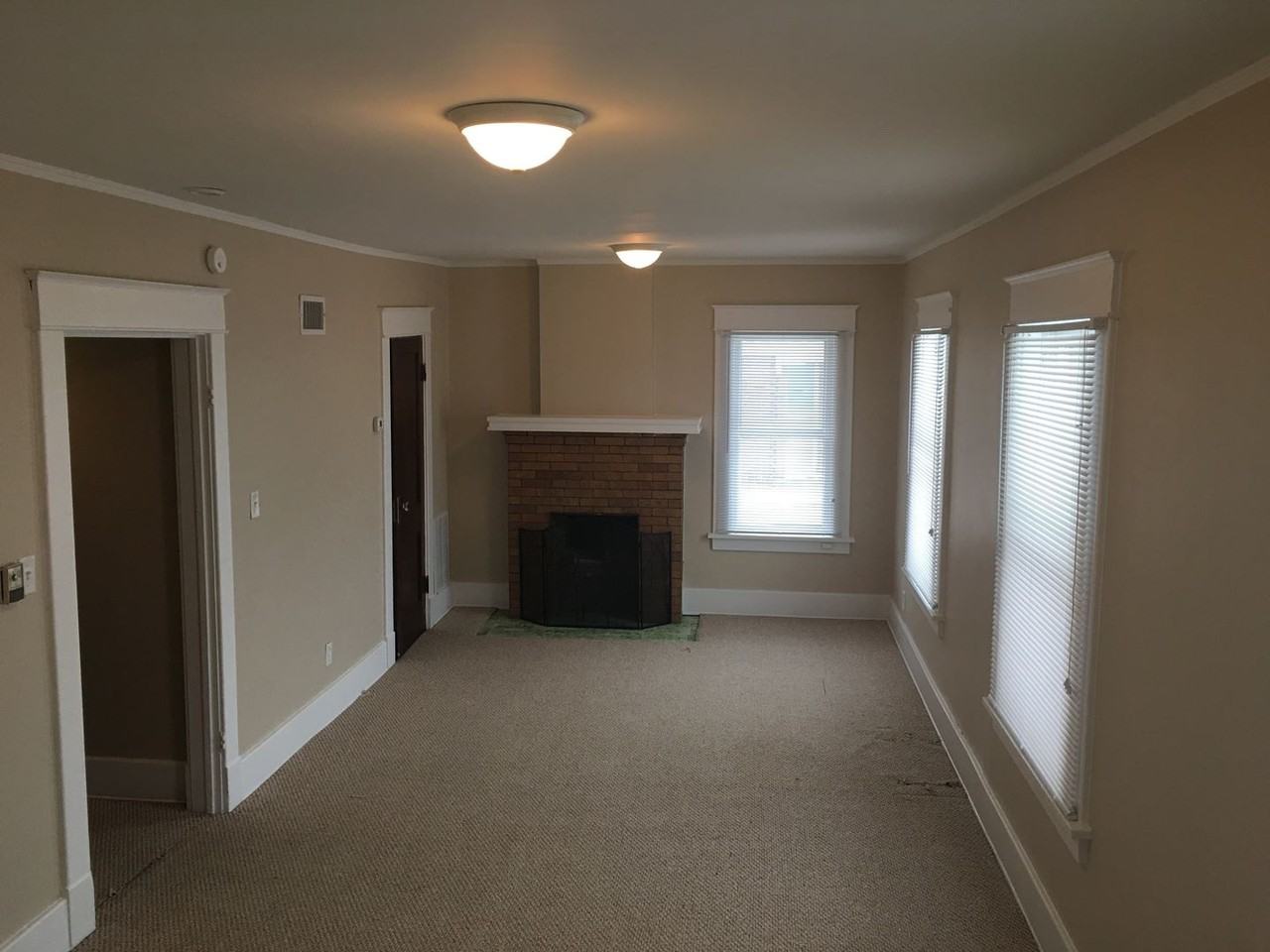 3013 Peach St - Photo 2 of 33