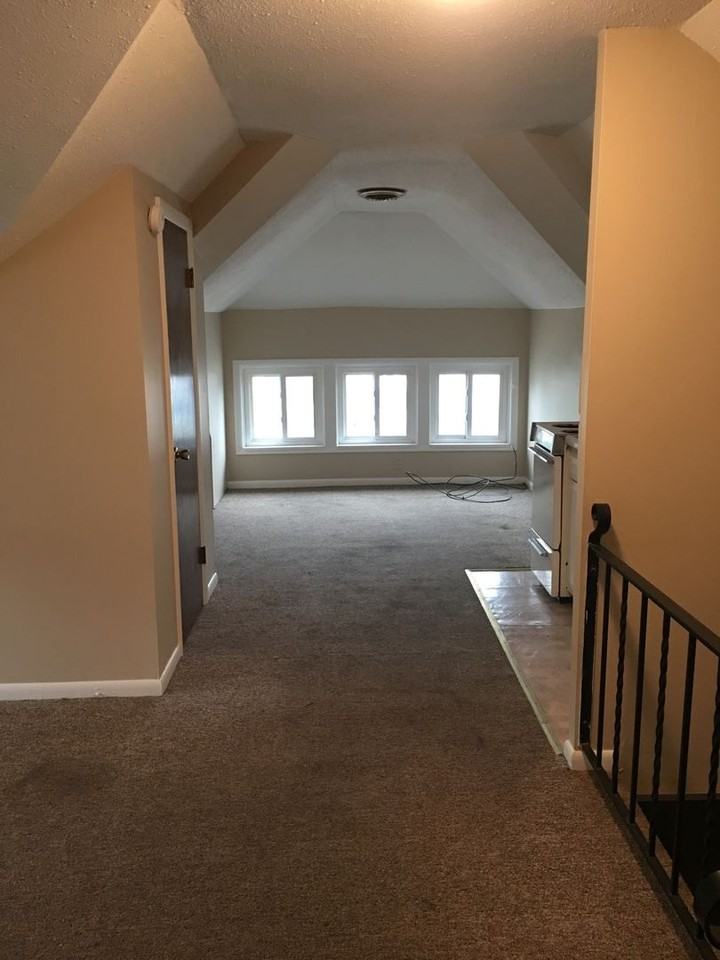 3013 Peach St - Photo 3 of 33