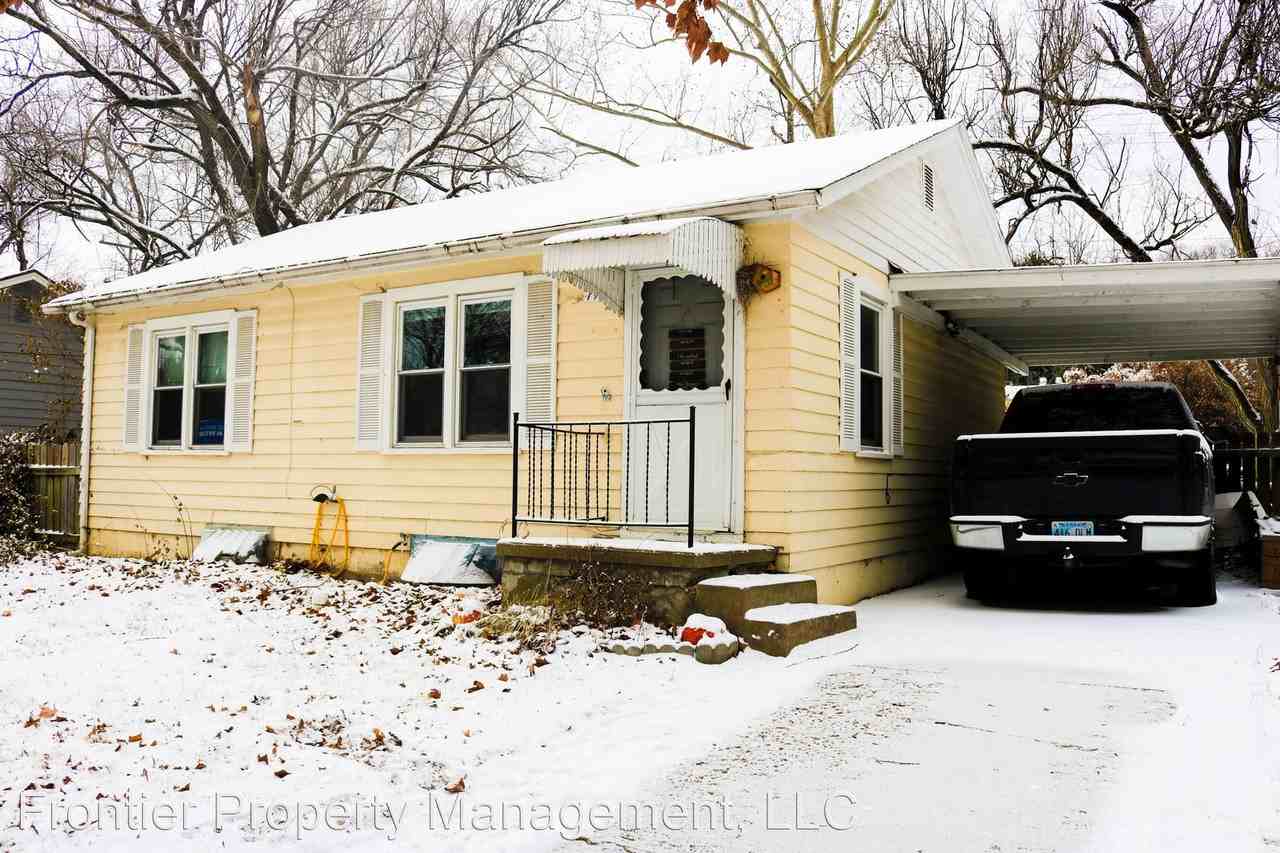 1927 Lincoln Dr - Photo 2 of 43