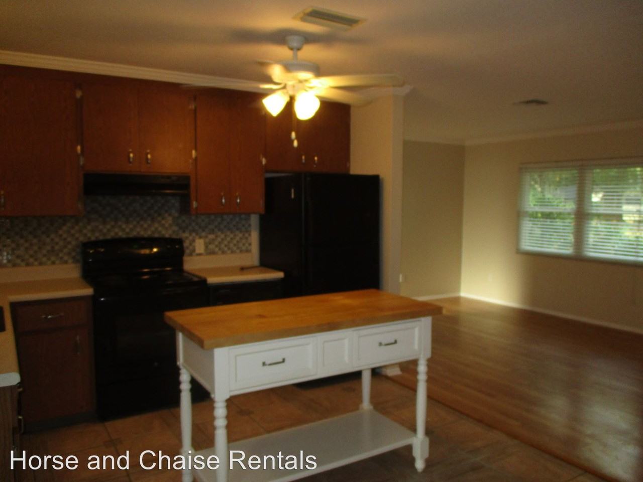 291 Conrad Rd - Photo 3 of 6