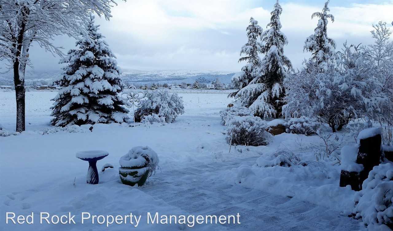 793 N Old Farms Rd - Photo 2 of 50