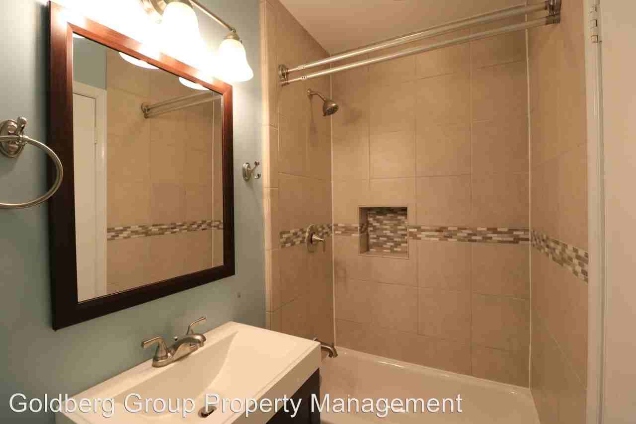 12108 Island View Cir - Photo 3 of 25