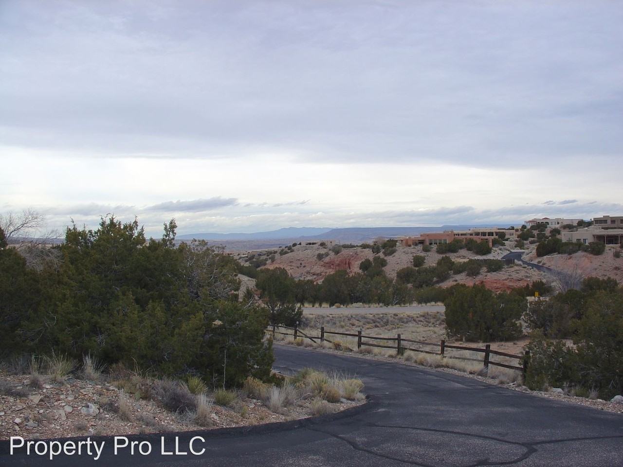 24 Tierra Madre Rd - Photo 2 of 38