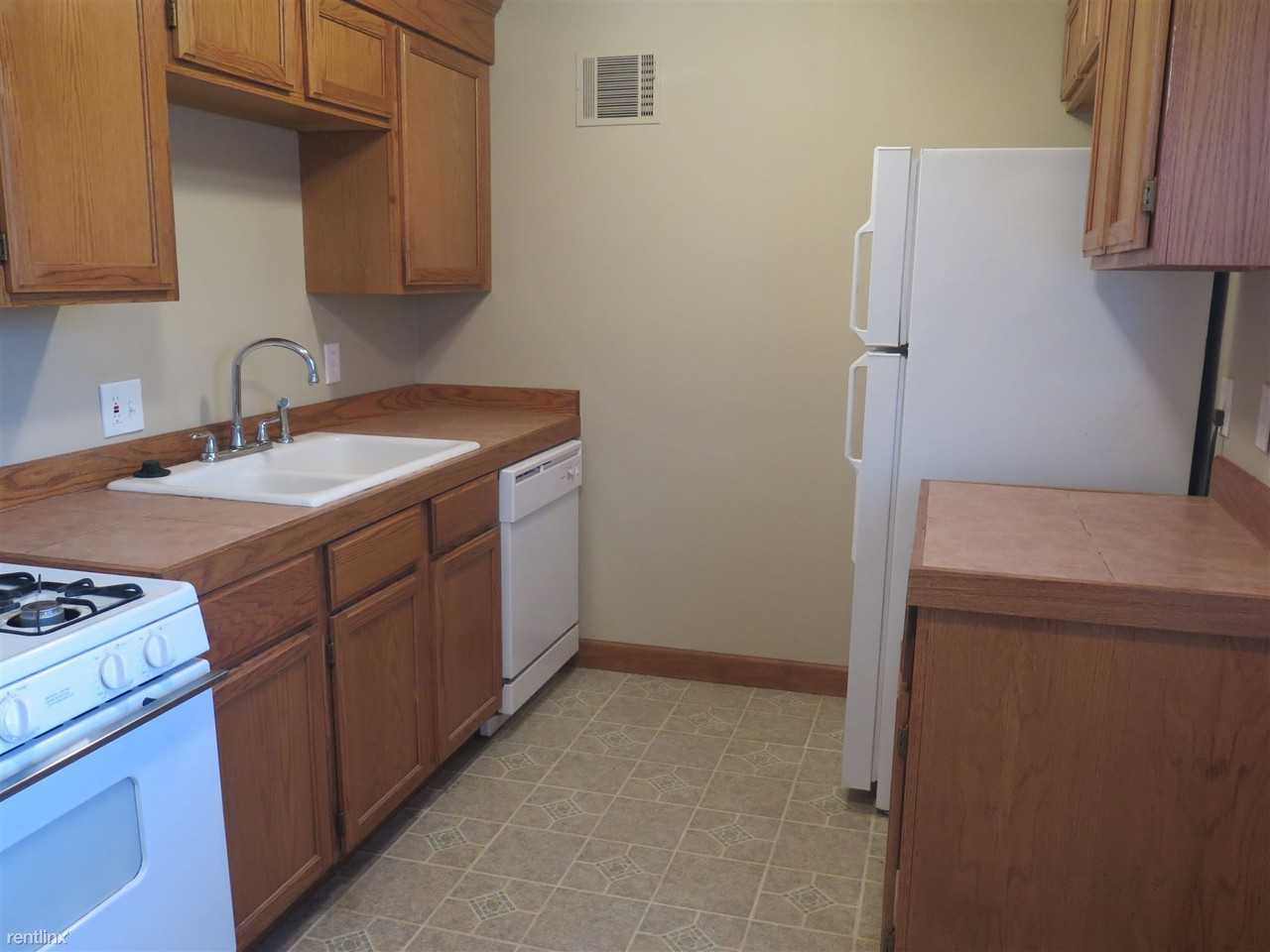 511 W 91 Terrace - Photo 3 of 10