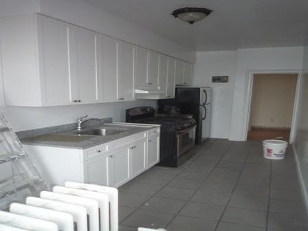 7420 Ridge Boulevard - Photo 2 of 3