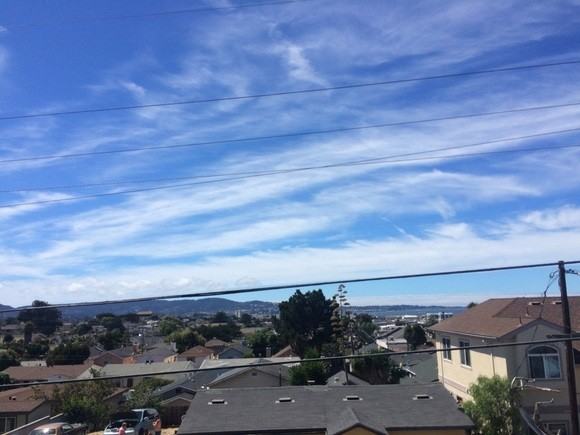 1570 Luxton St - Photo 2 of 4