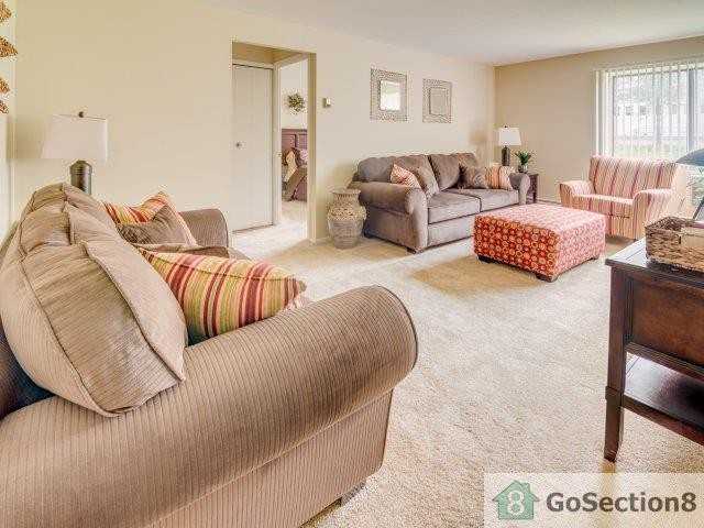 28860 Loganberry Dr - Photo 2 of 6