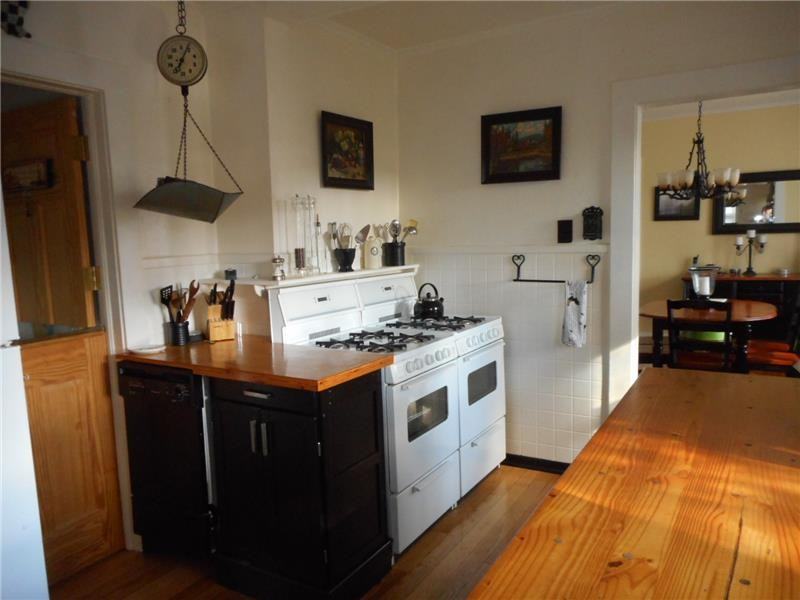 133 Berme Rd - Photo 3 of 18