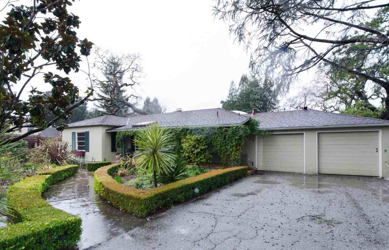 555 Encina Ave - Photo 2 of 34