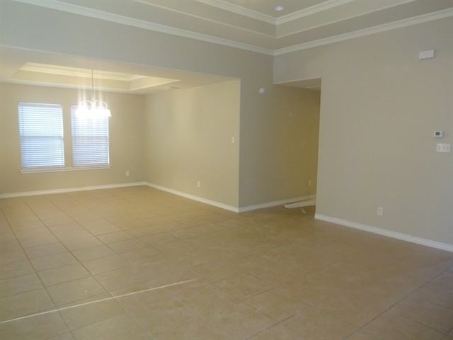 3614 Sapphire Ct - Photo 2 of 13