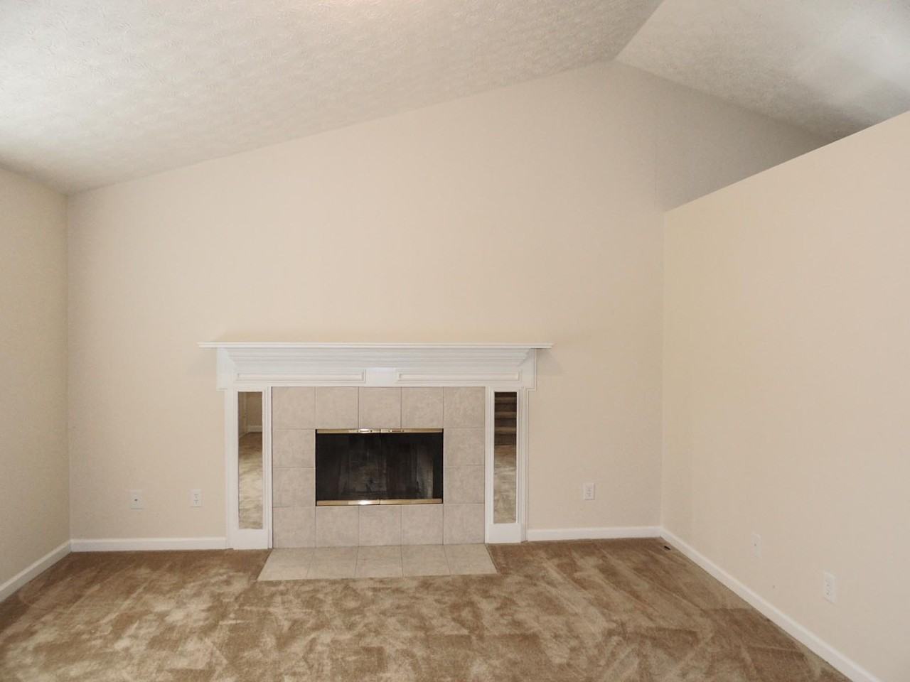 4745 Turning Leaf Dr - Photo 2 of 8