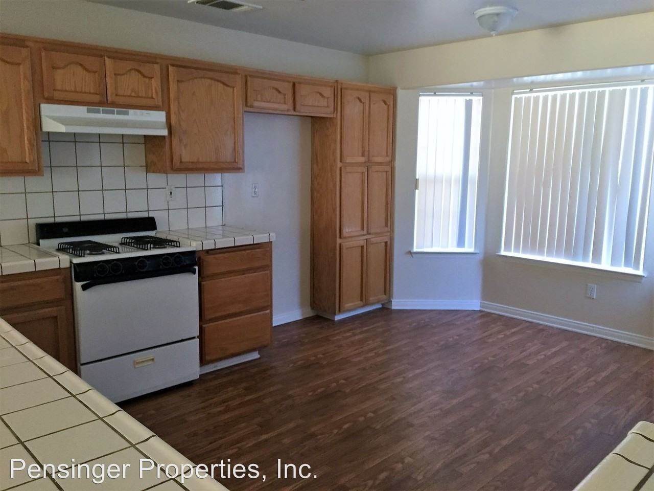 3701 White Sands Dr - Photo 3 of 17