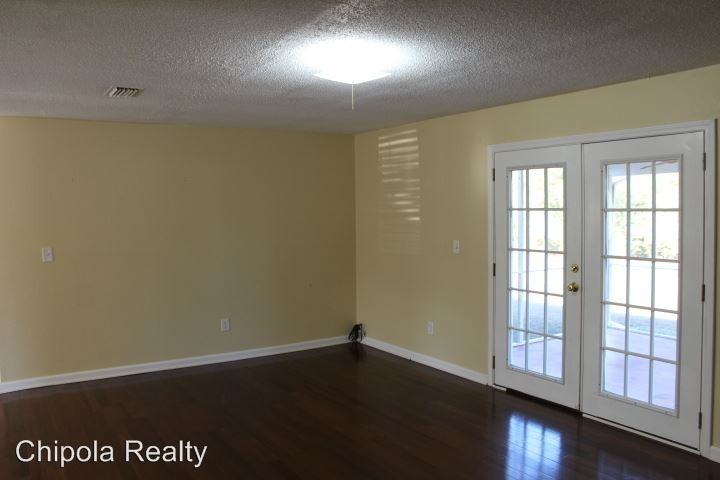 1664 Sunny Hills Blvd - Photo 3 of 11