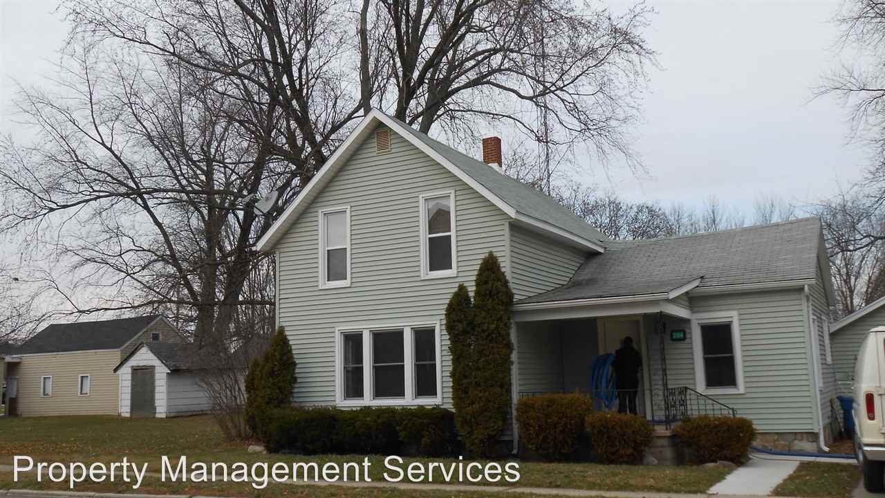 204 E Lawrence St - Photo 2 of 25