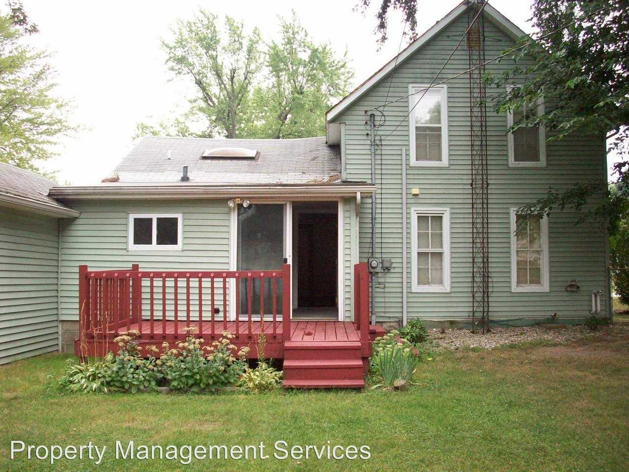 204 E Lawrence St - Photo 3 of 25