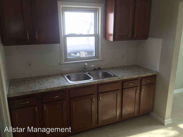 16330 Pike Blvd - Photo 2 of 13