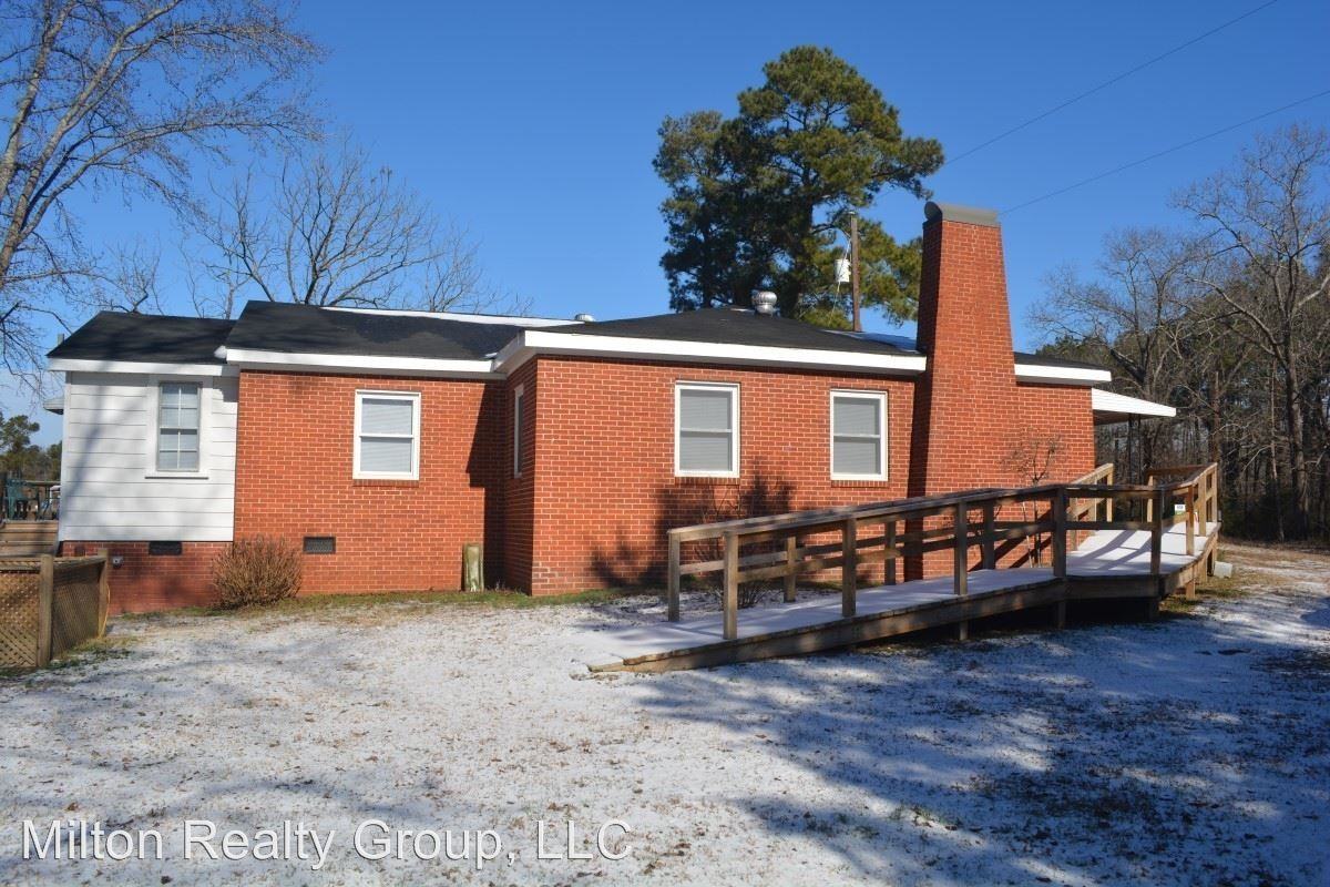 1870 Pope Rd - Photo 2 of 17