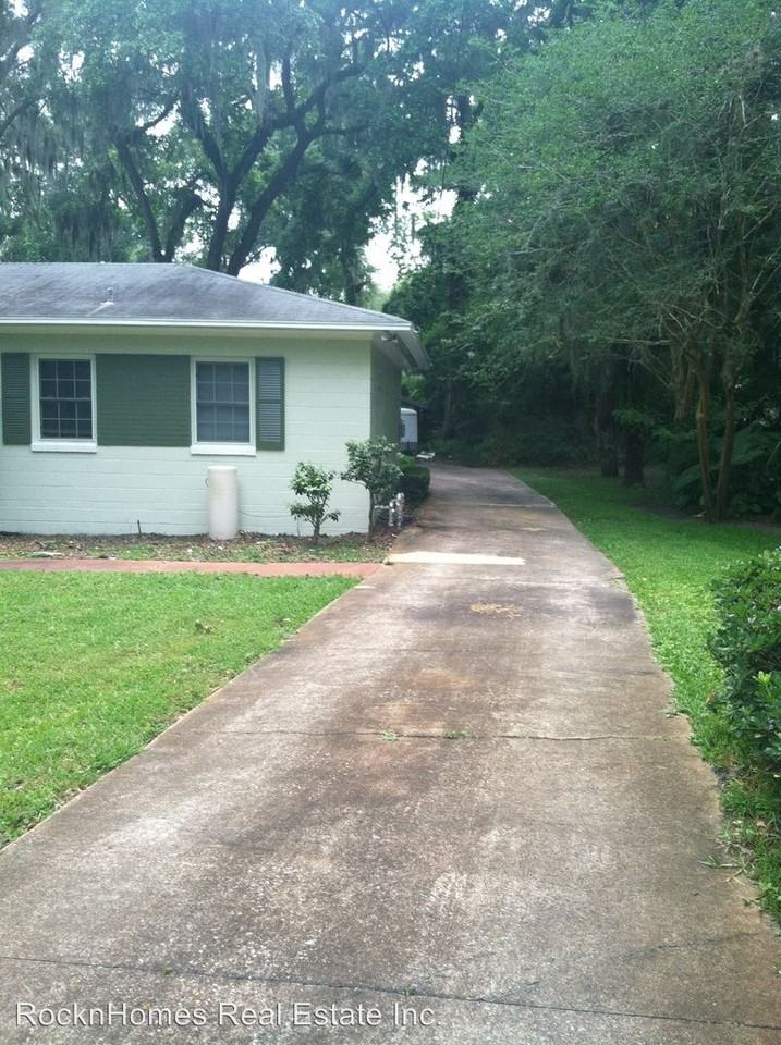 1816 W Holly Oaks Lake Rd - Photo 2 of 15