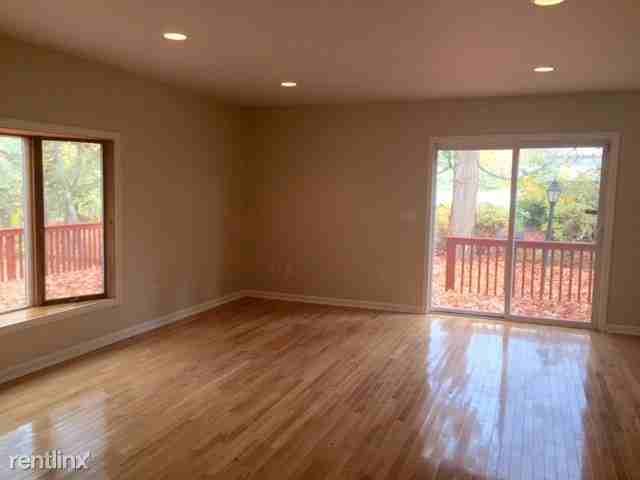 8 Hemingway Pl - Photo 3 of 20