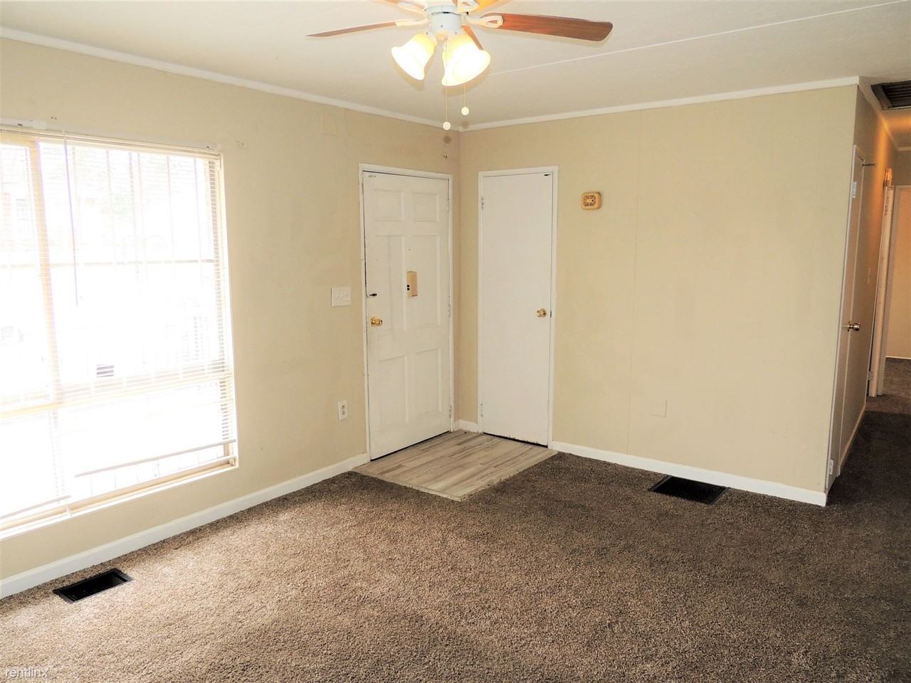 1899 Lathrop St SE - Photo 3 of 10