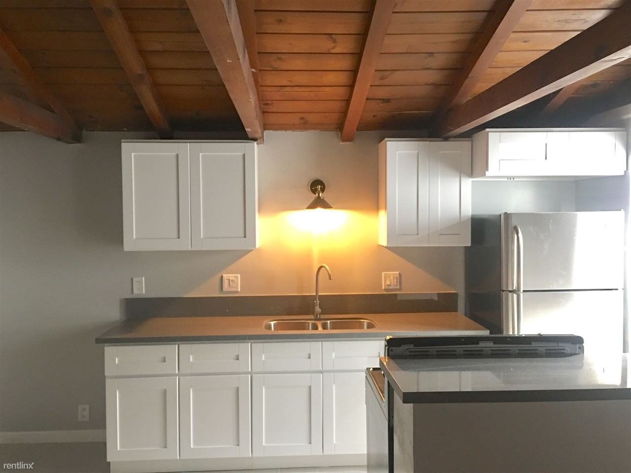 The Bungalow Apartments - Photo 2 of 7