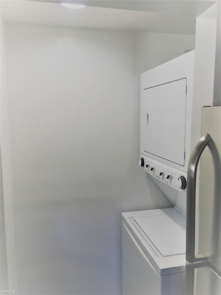 The Bungalow Apartments - Photo 3 of 7