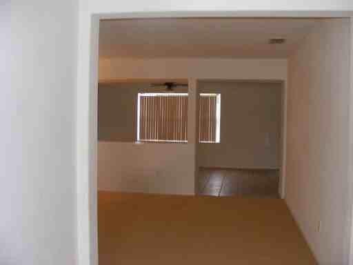 418 Elderberry Dr - Photo 3 of 16