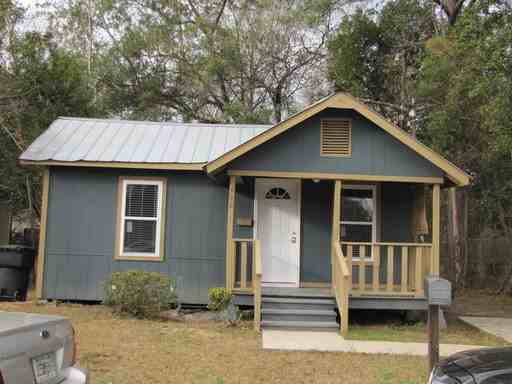 662 W 5th Ave - Photo 2 of 9