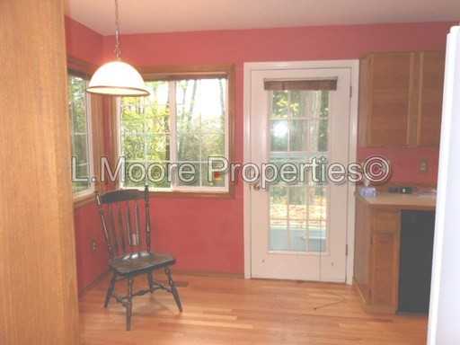 4966 Suntree Ln - Photo 3 of 18