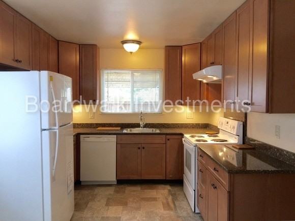 255 Moana Way - Photo 2 of 10