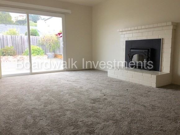 255 Moana Way - Photo 3 of 10