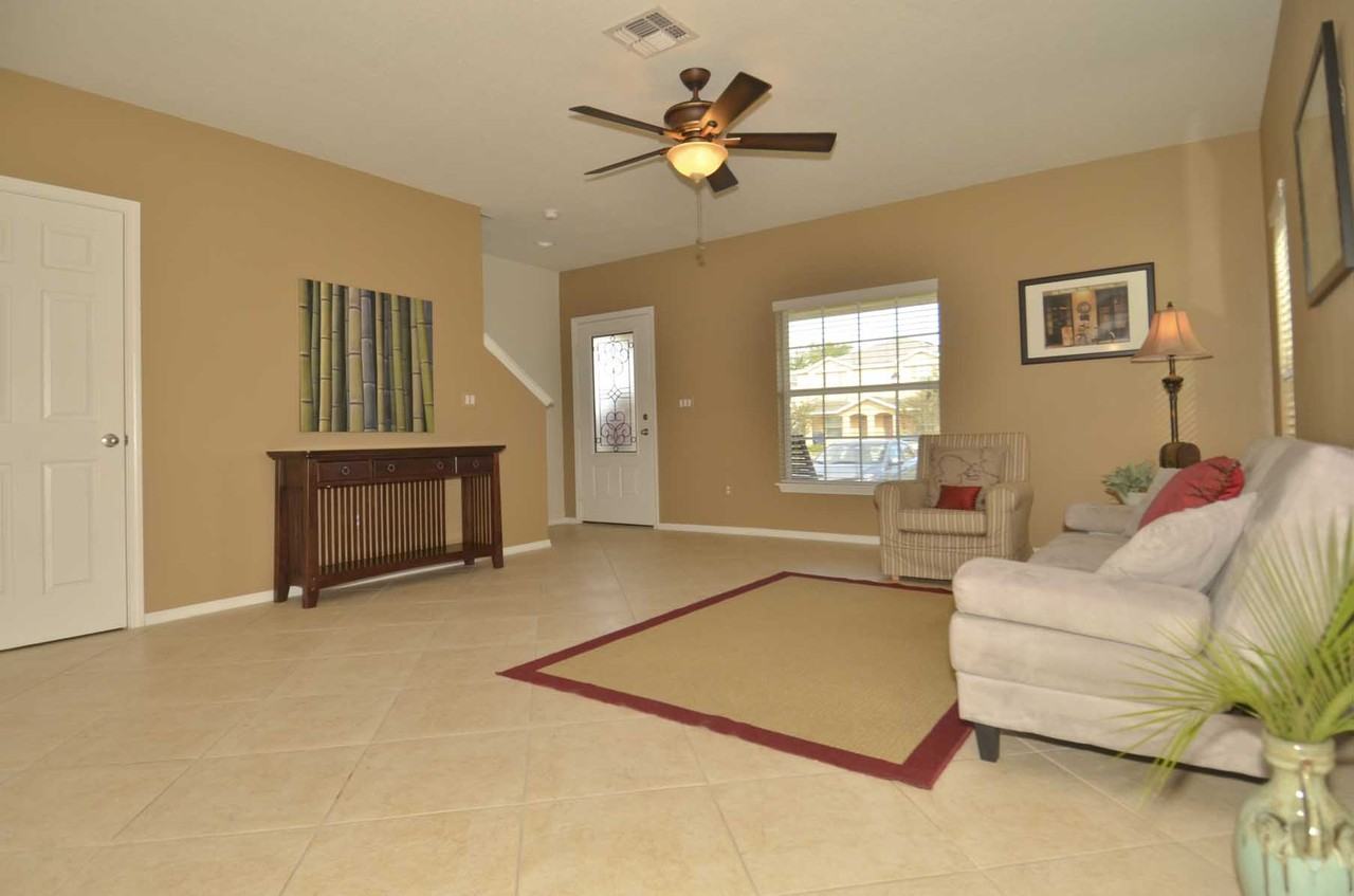 4623 Chatterton Way - Photo 3 of 16