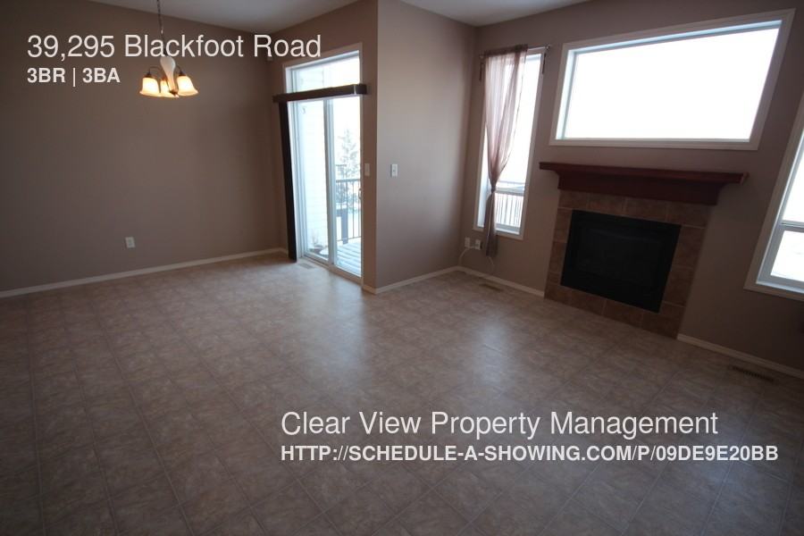 295 Blackfoot Rd W - Photo 3 of 12