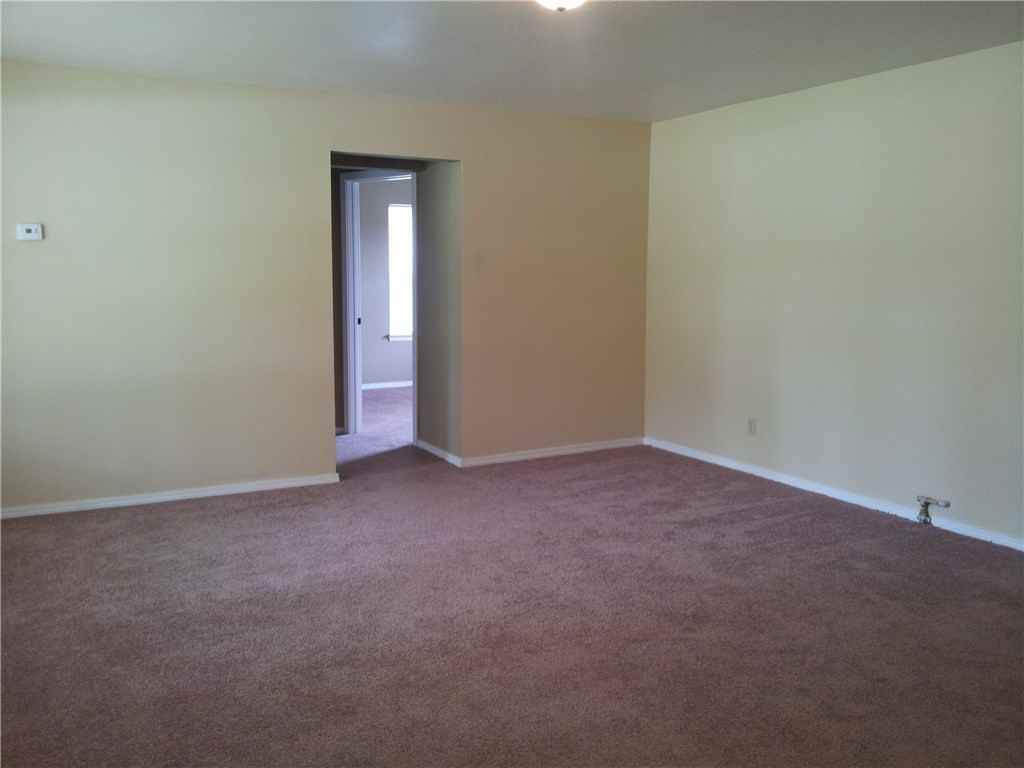 209 3rd Ave SE - Photo 2 of 7